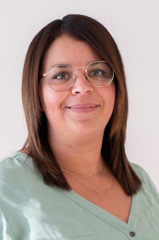 Frau Kira Plöger