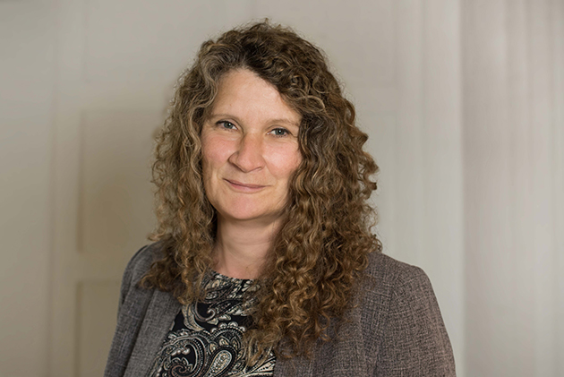Frau Gerburg Gérard