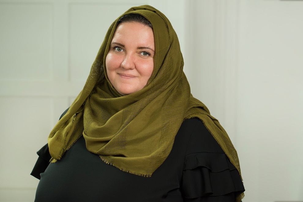 Frau Franziska Madmouj